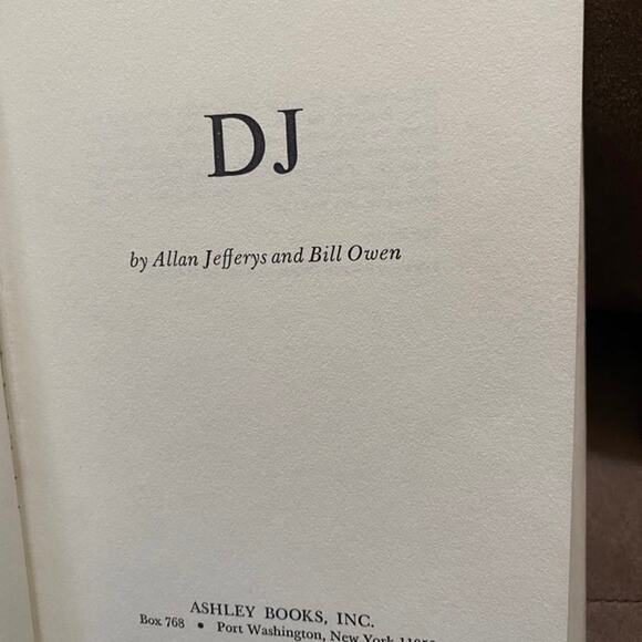 DJ Jefferys Allan and Bill Owen  Published by Popular Library, New York, 1971 - Picture 3 of 5